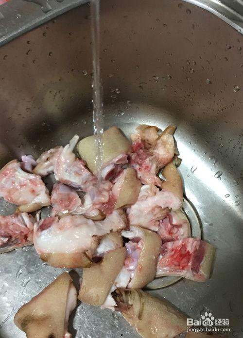 甜醋猪脚的做法视频,甜醋猪脚，酸辣可口，做法简单，一看就会！